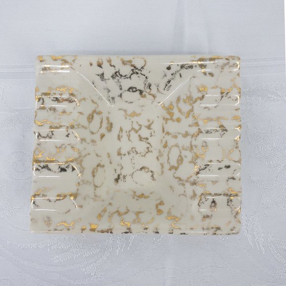 22 KT Gold White Ashtray Hand Painted 5" X 4" 10 Cigarette Slots Vintage MCM - Picture 1 of 12